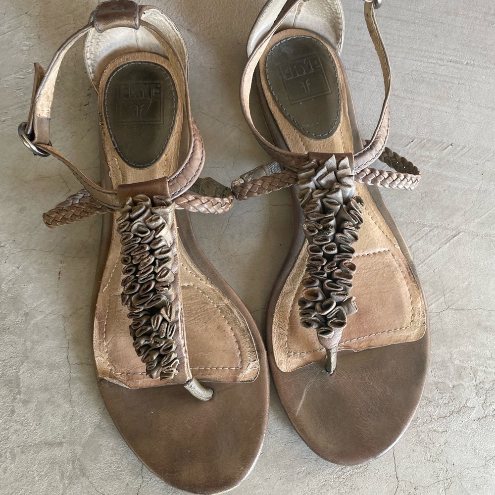 Frye | 'Laurel Flower' Sandal - Picture 4 of 11